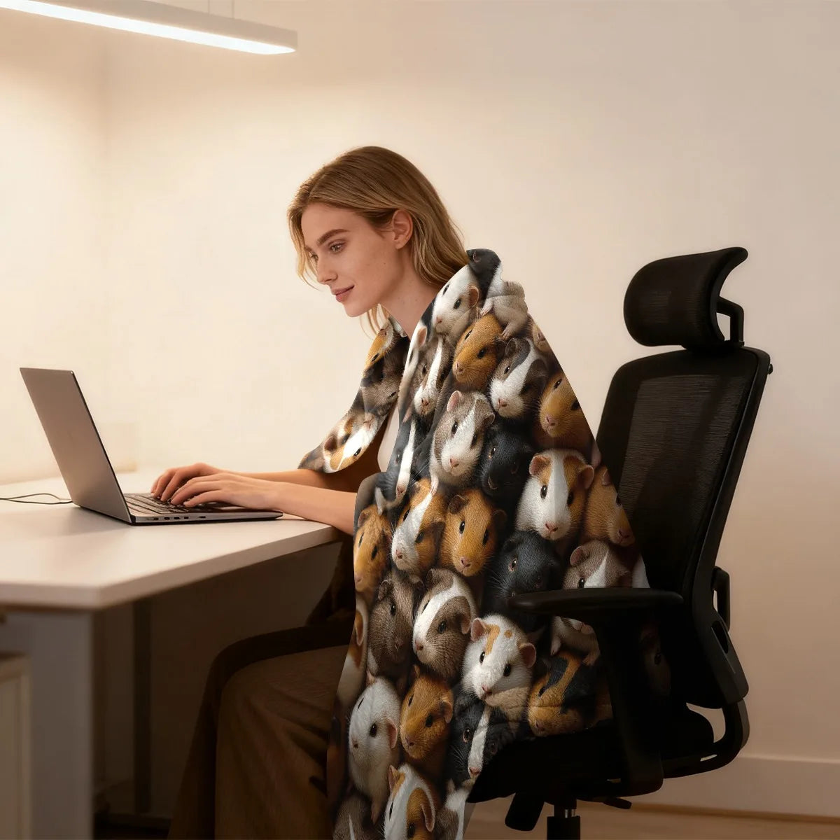 Ultra Soft Flannel Guinea Pig Design Throw Blanket For Home
