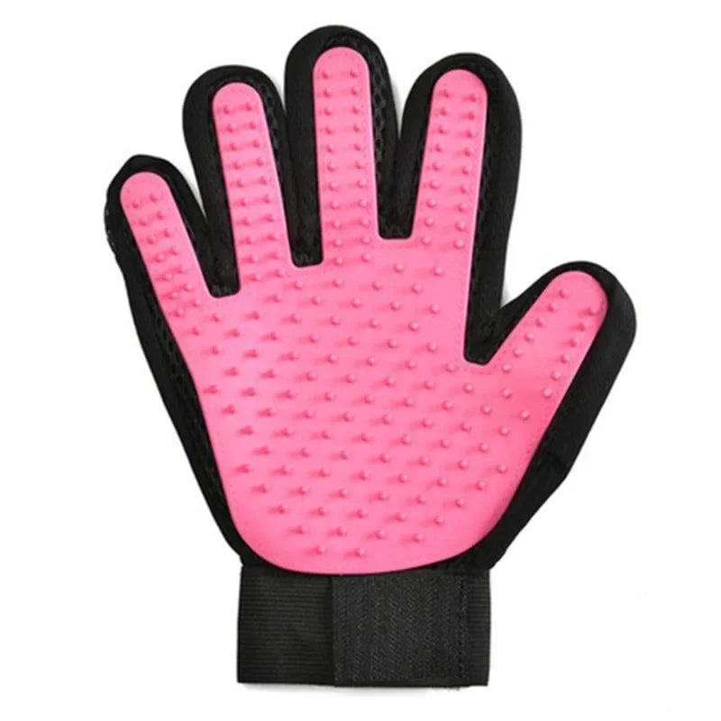 Gentle Pet Grooming Glove For Easy Hair Removal On Pets