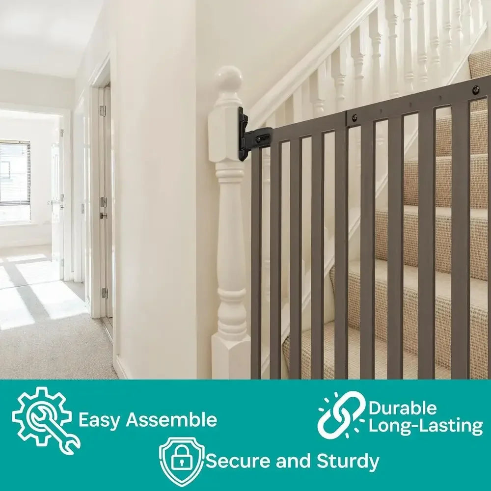 Quick Release Bamboo Stairway Baby Gate With Angle Mounting