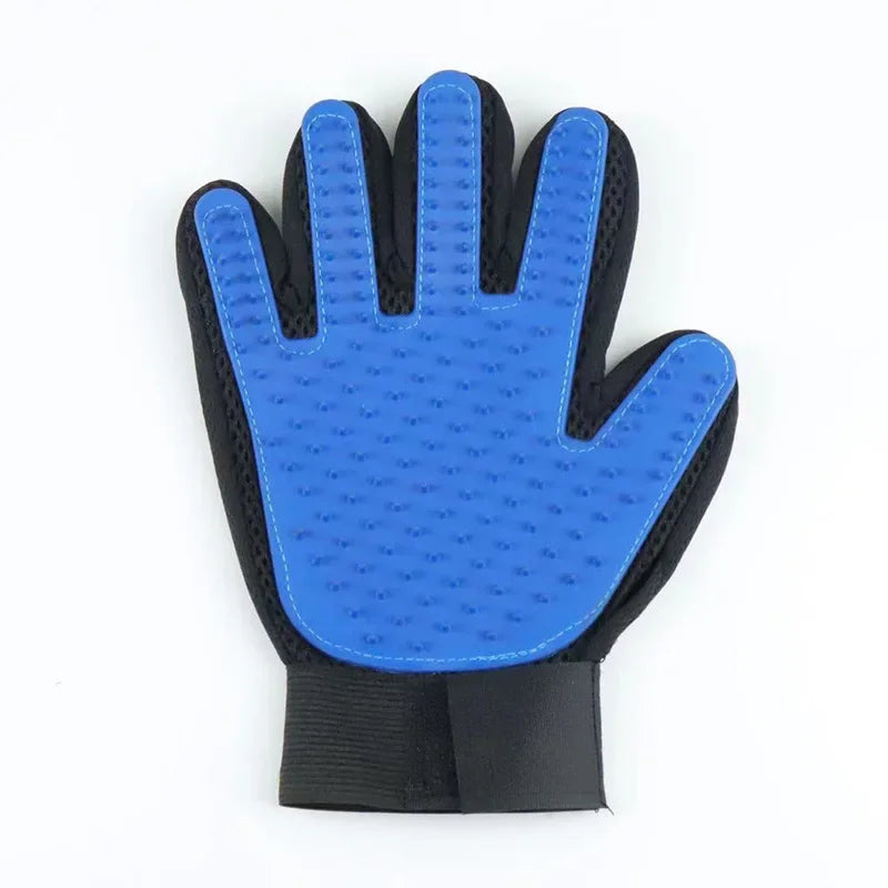 Gentle Pet Grooming Glove For Easy Hair Removal On Pets